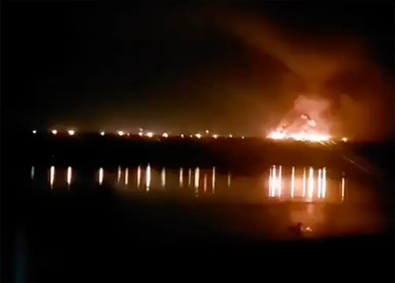 63ba04e3205ed58fc43c04fda947522c-4