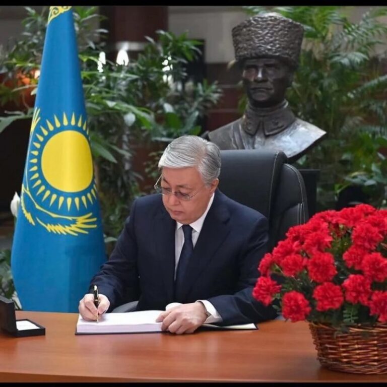 36940cba41efe0a4d6c4caf02c1dc964