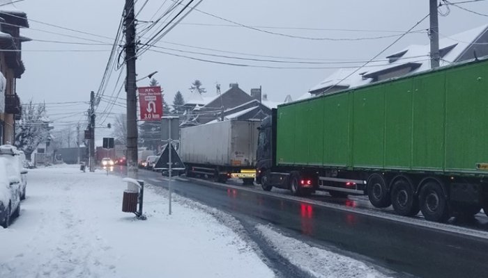 5d7d2fe59321a109594777dd0cce0815-1