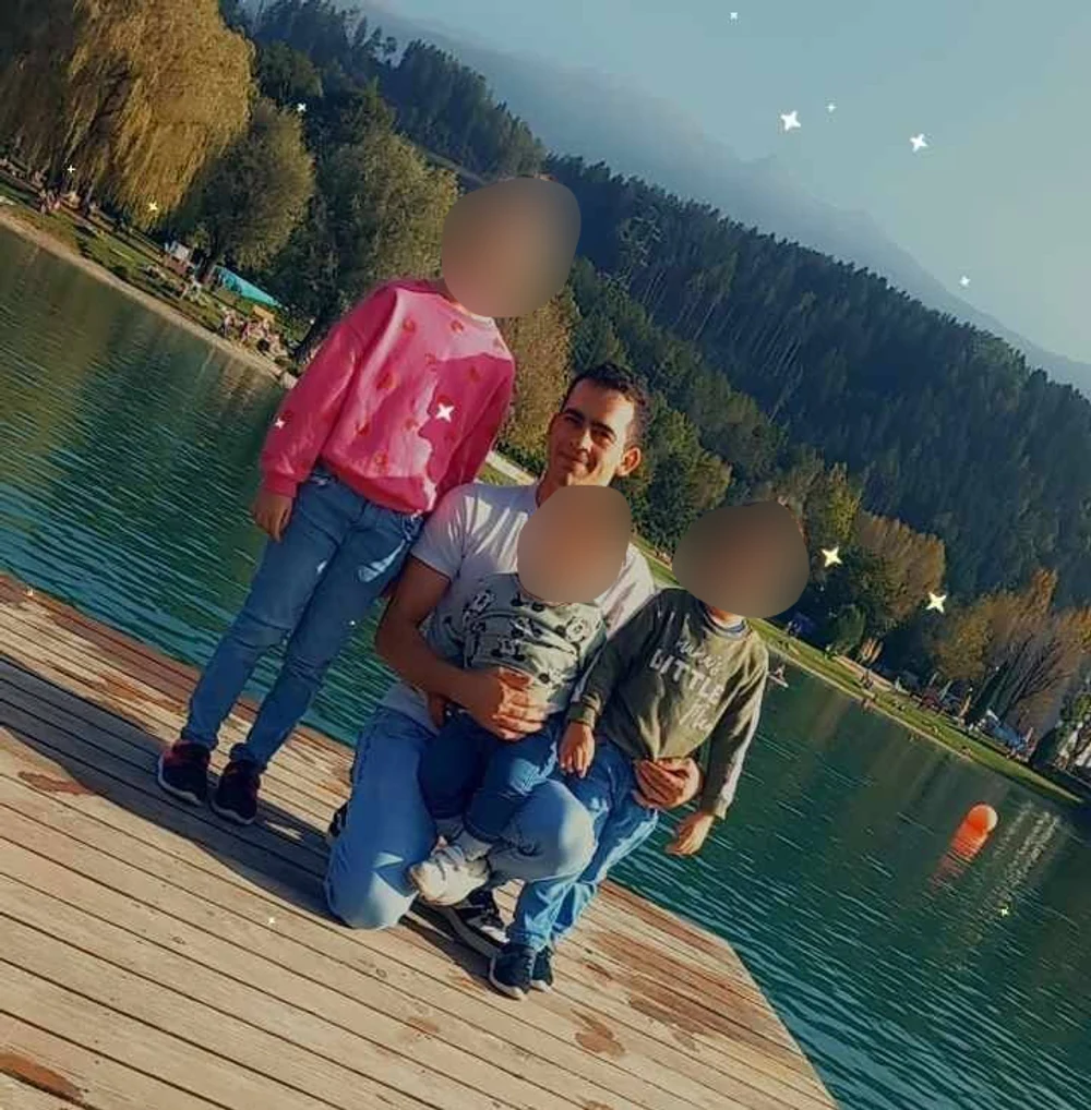 69ed678da5028d4151c4df372f80dfd4-1