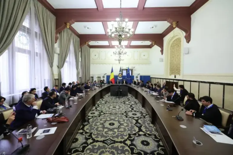 8d3a296785391606fe4d2b21114bf960