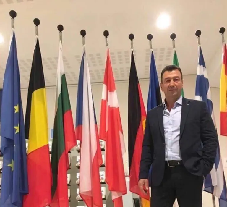 d61937dafb48ca9f40a9ad78231ef099