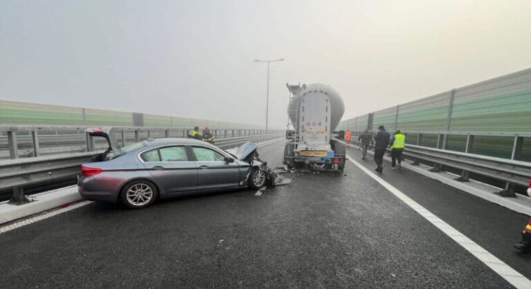 e69411e2cd21454d2d4a19997446a40f