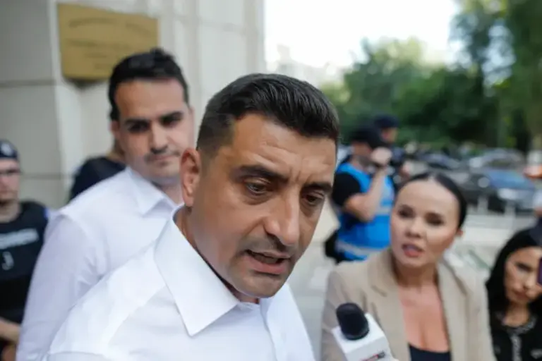 8775131804693f222024993d3cb19353