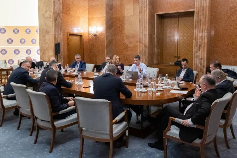 eaeff21f39a36ee6abc54387372334f2