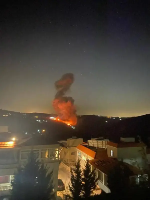 f020a9ce2841bdd7344625f30b0fd4dc-2