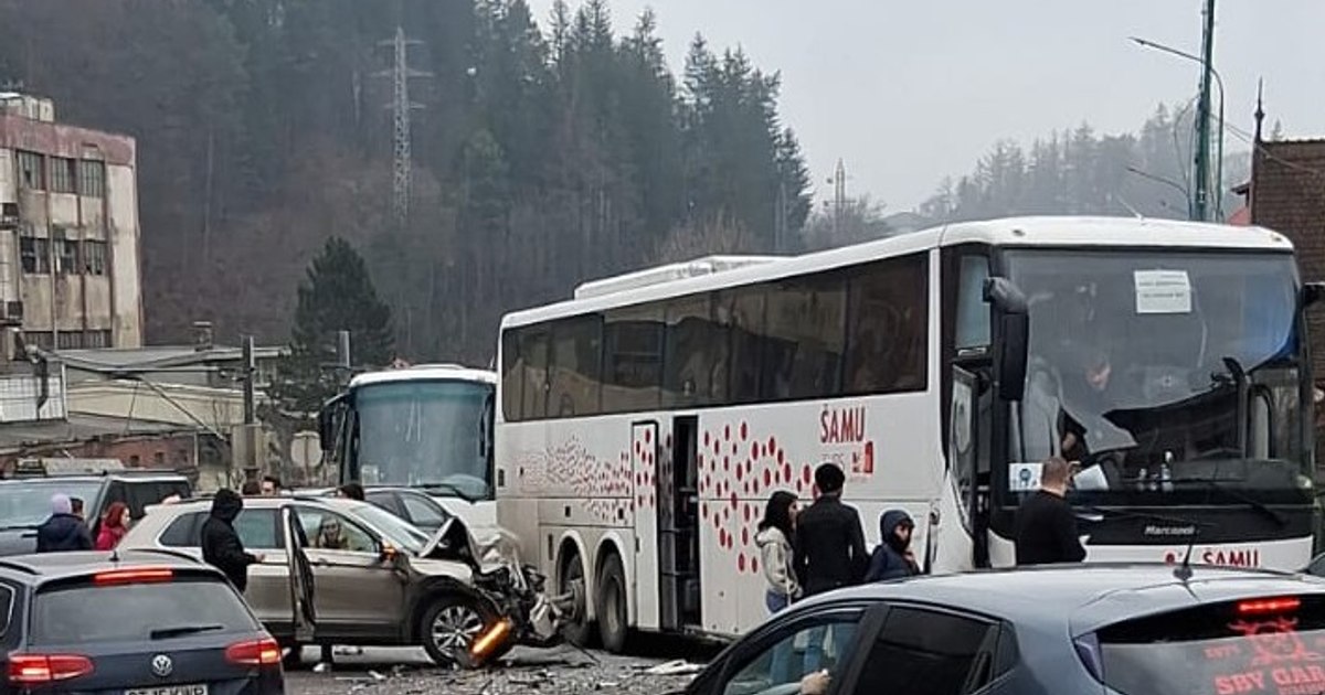 4c880ecf2838f04633ae2c6e2863ed7e-9