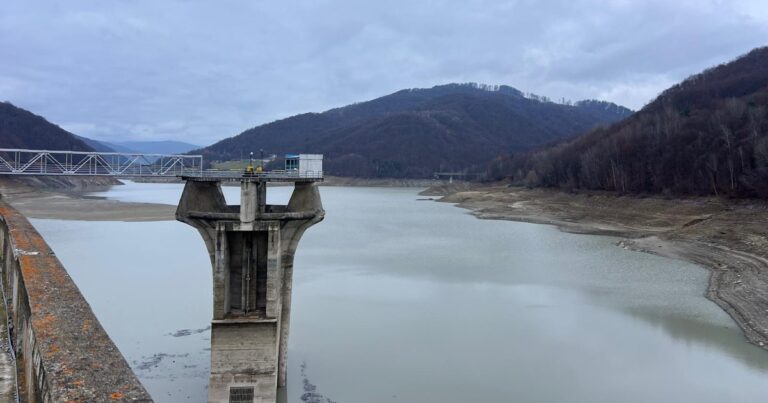 612f735a583a588538c218819327557f