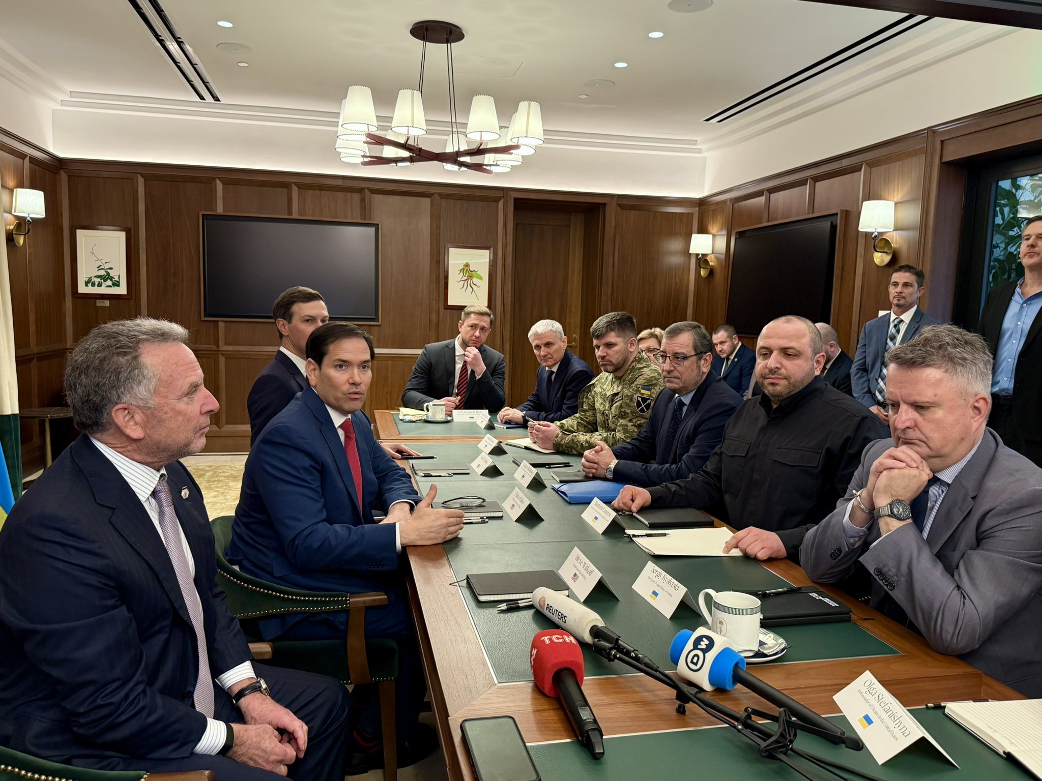 ba893a5fb3e29462a5e44e07b8b7585e