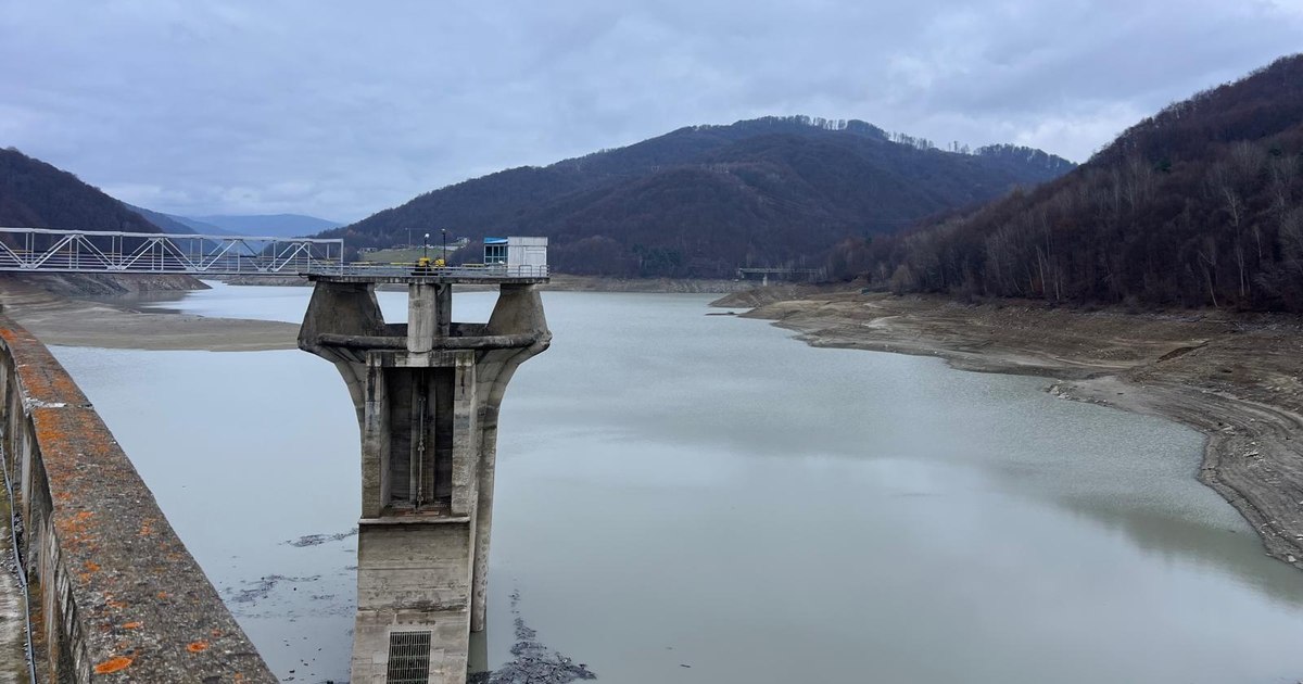 fe4449d83f3f9b490a1e0af3d06b8284-2